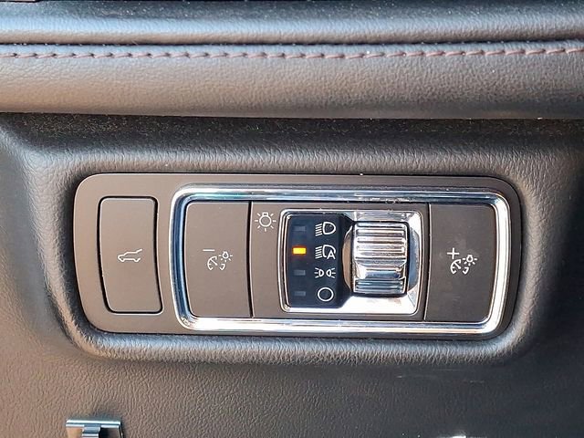 Used 2023 Lincoln Aviator AWD w/ Premium Package image 27