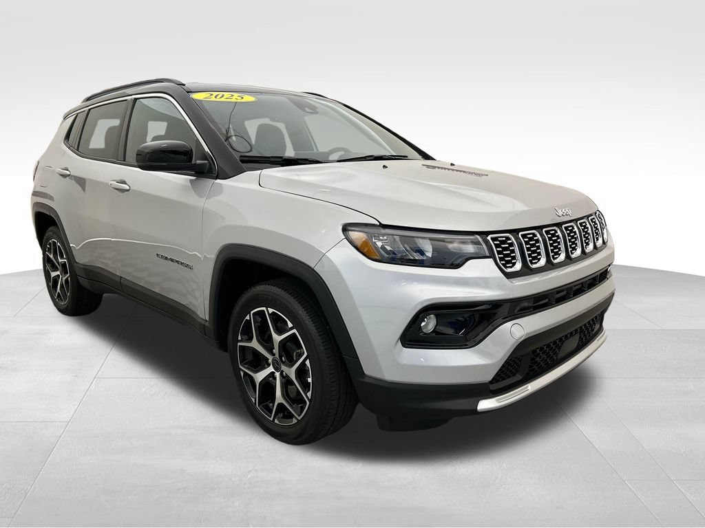 Used 2025 Jeep Compass Limited AWD/4WD image 8