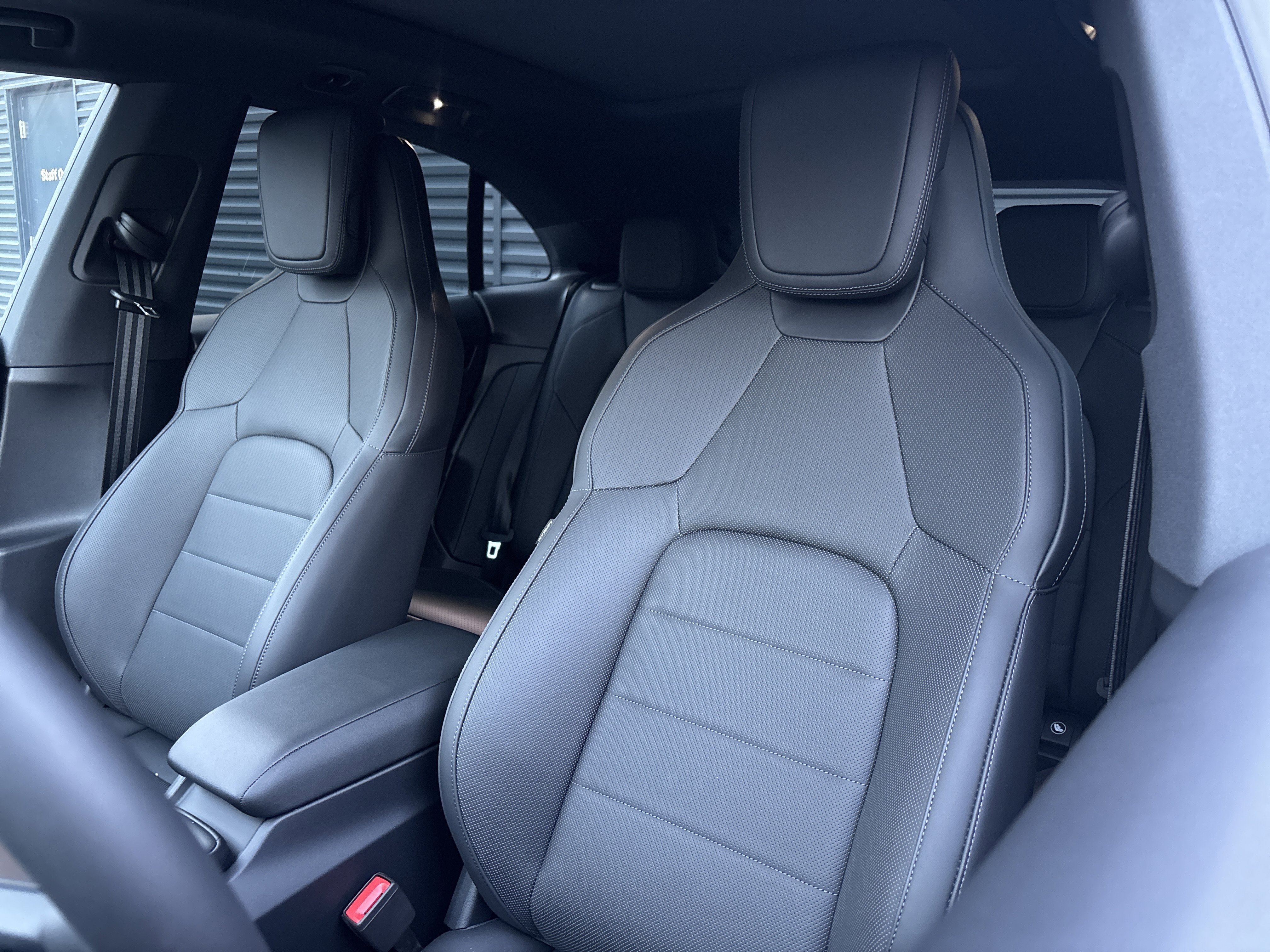 New 2025 Porsche Macan 4 Electric AWD/4WD image 52