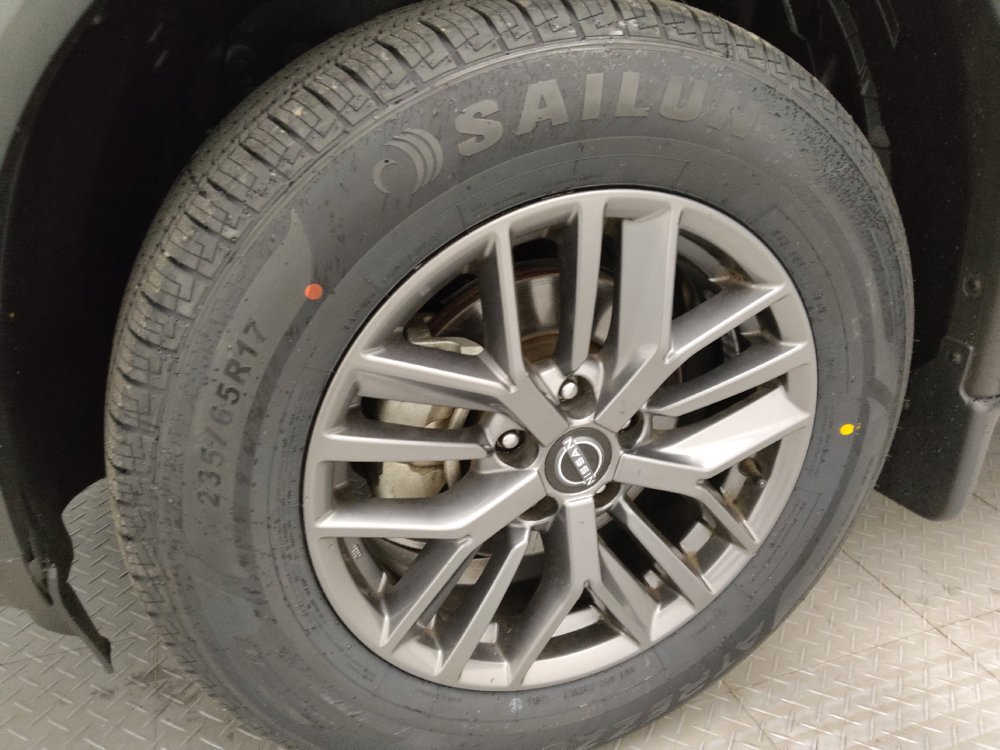 Used 2023 Nissan Rogue S FWD image 31
