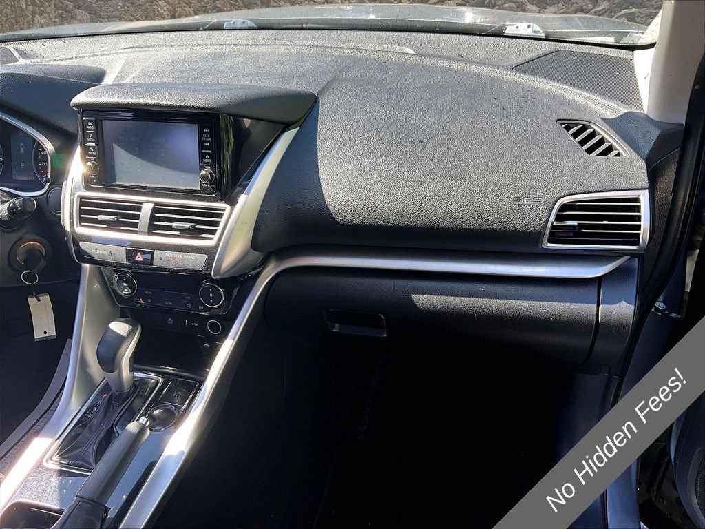 Used 2020 Mitsubishi Eclipse Cross ES FWD image 14