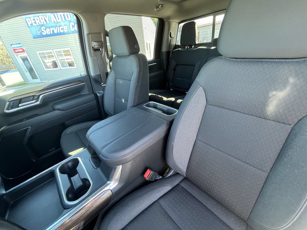 Used 2025 Chevrolet Silverado 2500 LT w/ Trail Boss Package AWD/4WD image 24