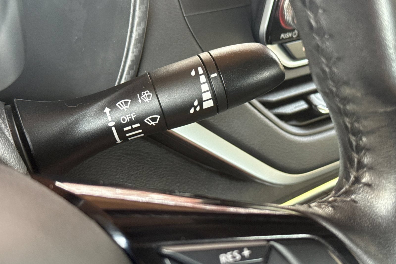 Used 2021 Nissan Altima 2.5 SV w/ SV Premium Package FWD image 32