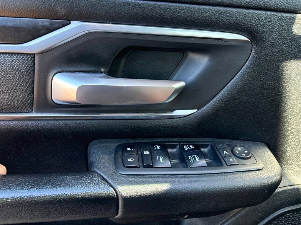 Used 2019 RAM 1500 Big Horn AWD/4WD image 18
