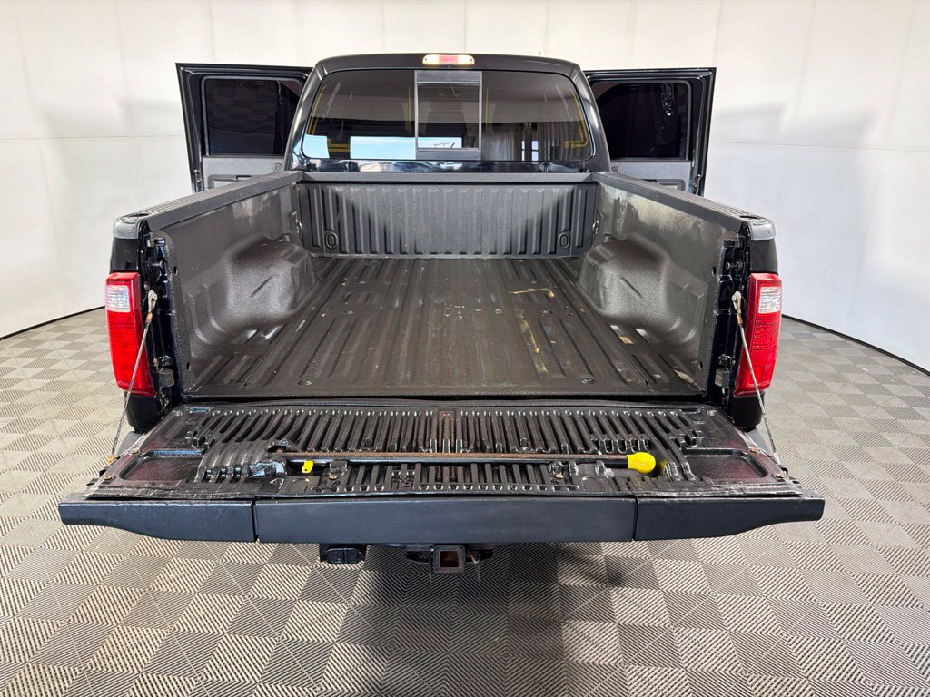 Used 2016 Ford F250 Lariat w/ Lariat Ultimate Package AWD/4WD image 22