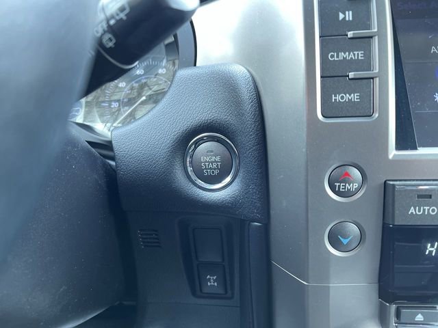 Used 2015 Lexus GX 460 image 17