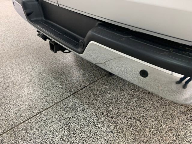 New 2025 Chevrolet Express 3500 Work Van w/ Driver Convenience Package image 24