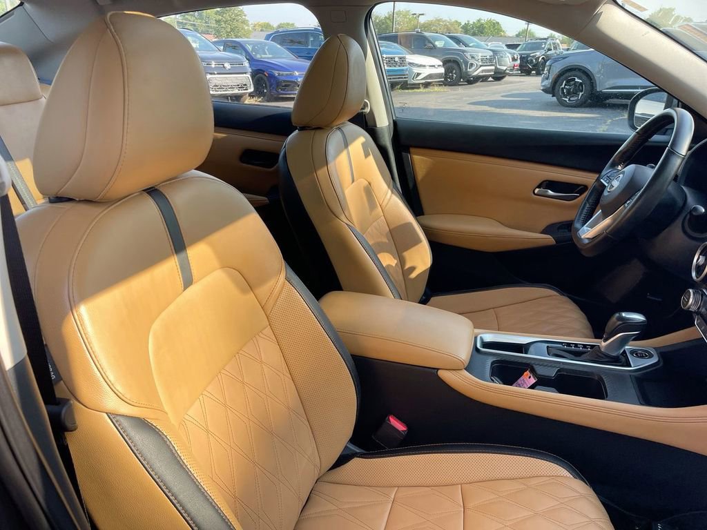 Used 2024 Nissan Sentra SV w/ SV Premium Package image 38