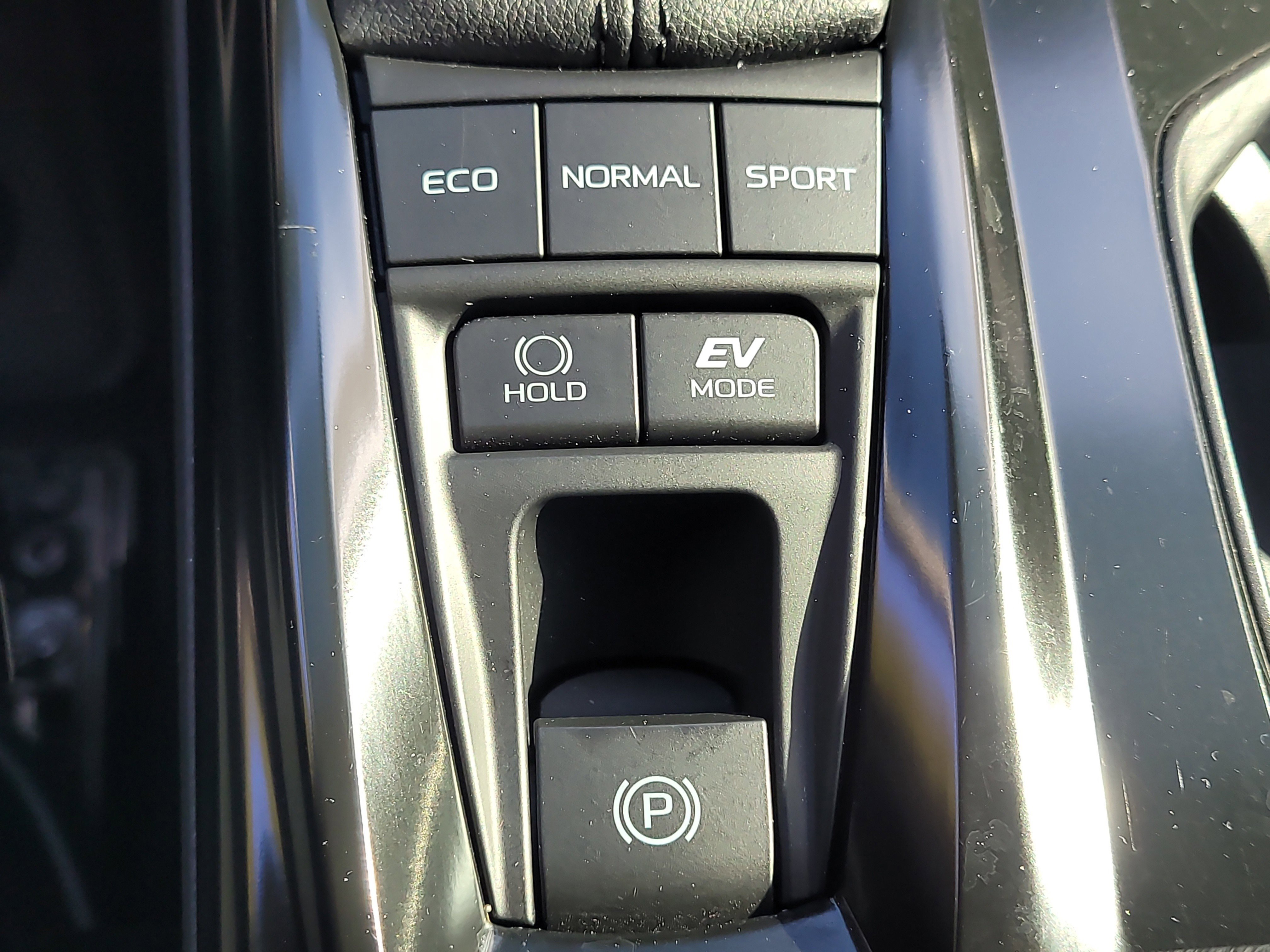 Certified 2025 Toyota Camry LE image 27