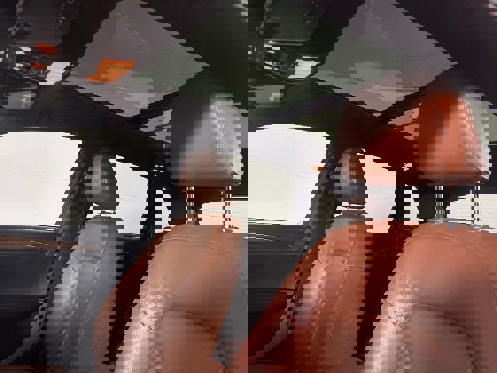 Used 2011 Audi Q5 2.0T Premium image 16