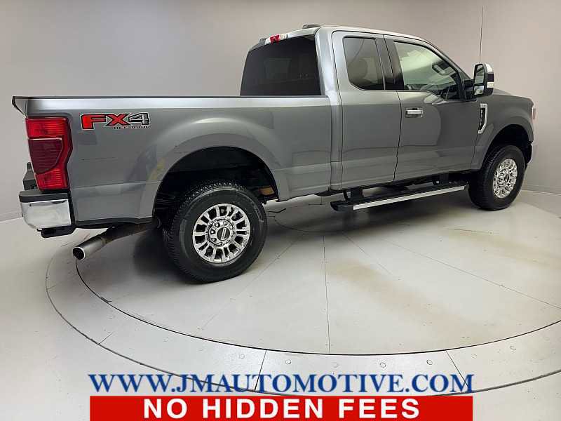 Used 2021 Ford F350 XLT w/ XLT Premium Package image 5