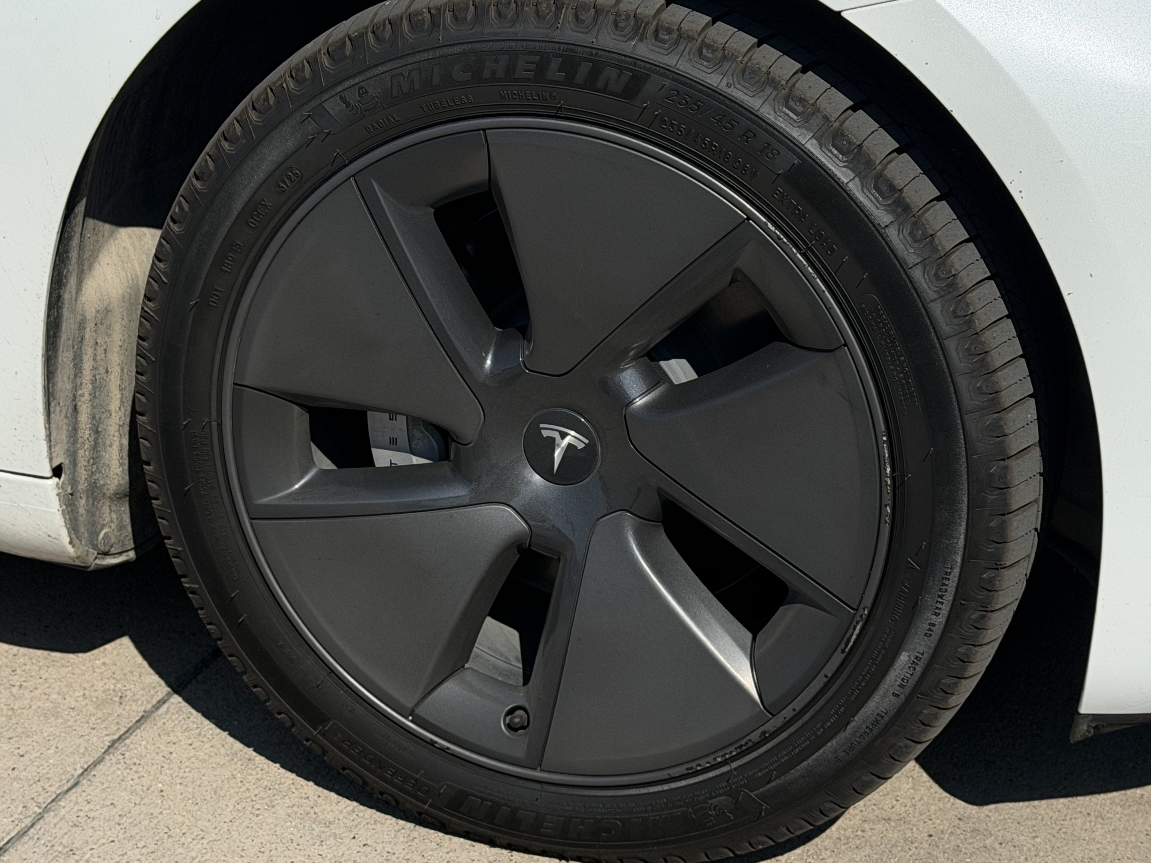 Used 2023 Tesla Model 3 Standard Range RWD image 10