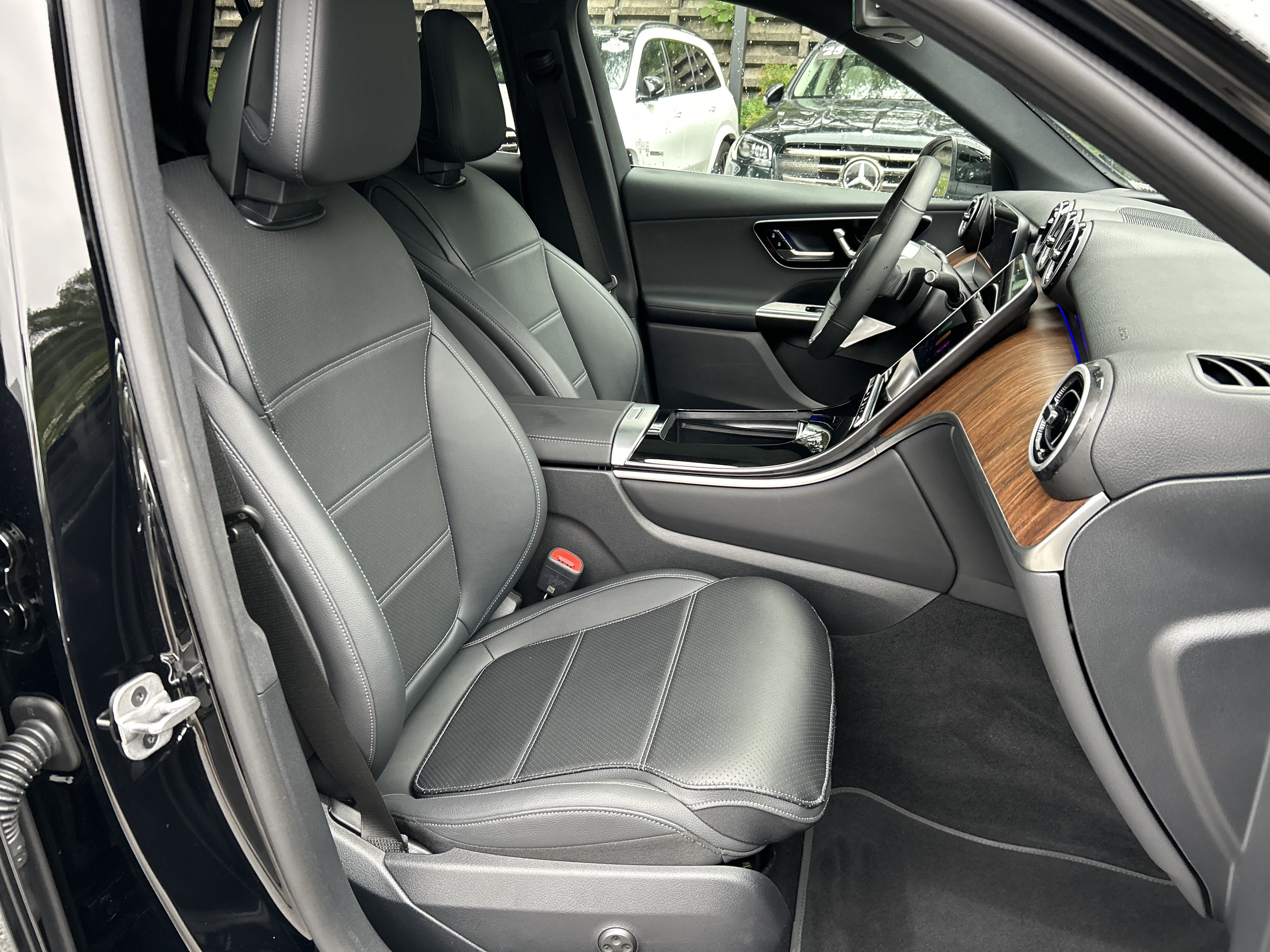 Certified 2026 Mercedes-Benz GLC 300 4MATIC image 52