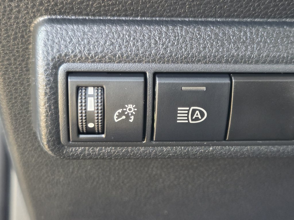 Used 2024 Toyota Corolla LE FWD image 24