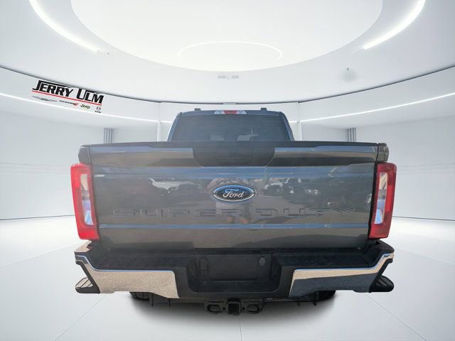 Used 2023 Ford F250 XLT image 3