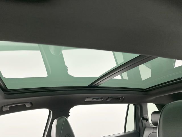 Used 2024 Volkswagen Tiguan SEL R-Line w/ MDO Package, Two-Row image 23