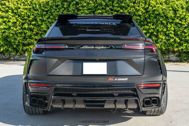 Used 2021 Lamborghini Urus image 7