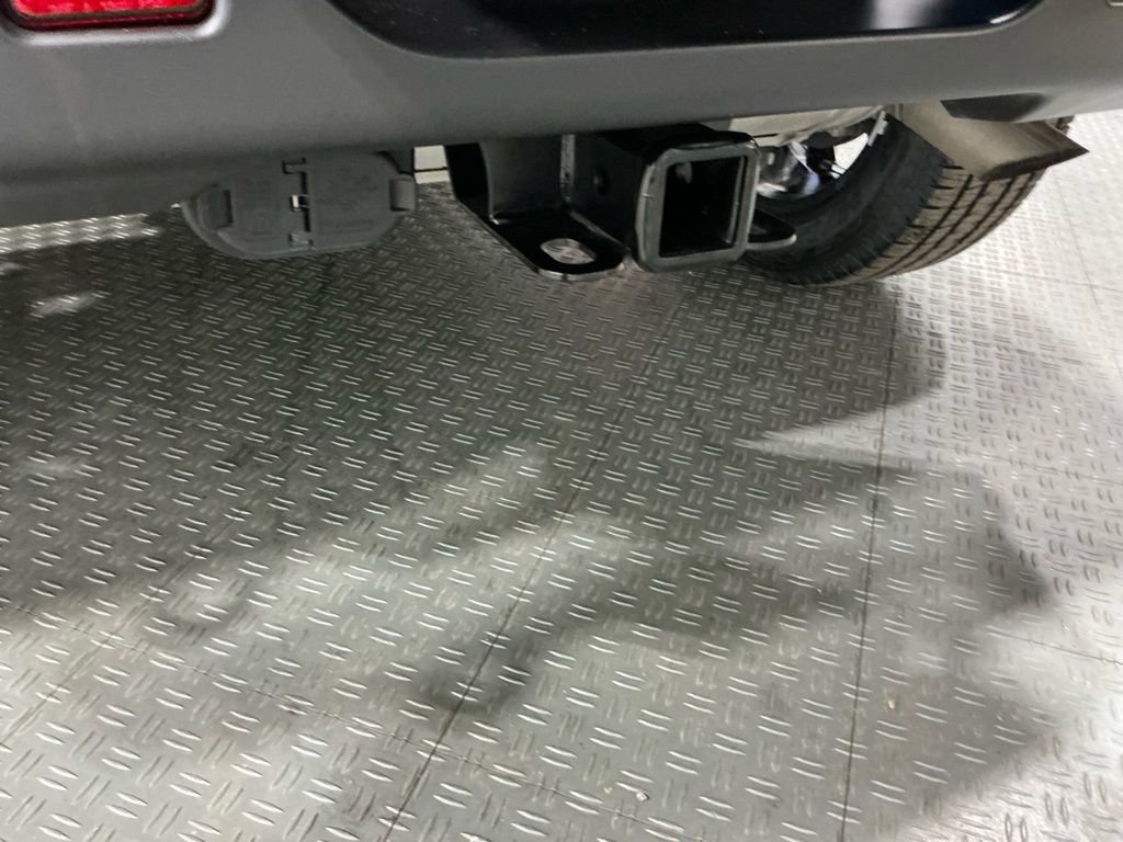 Used 2022 Jeep Wrangler Unlimited Sahara image 33