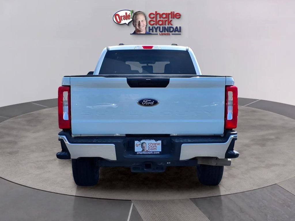Used 2025 Ford F250 XLT w/ FX4 Off-Road Package AWD/4WD image 4