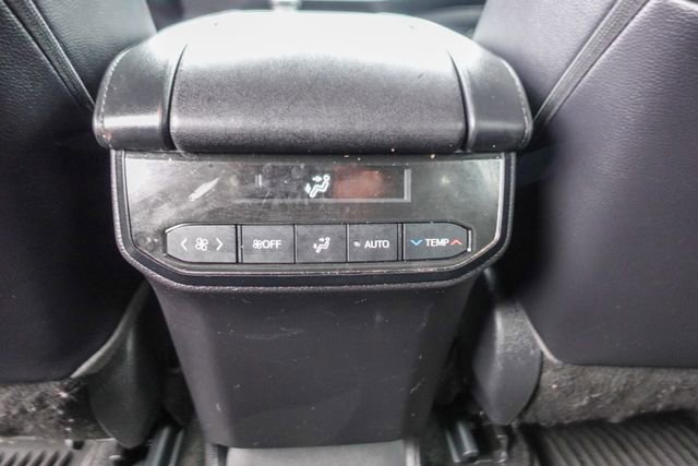 Certified 2023 Toyota Highlander XLE image 29