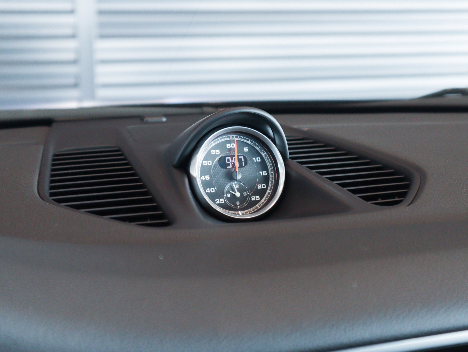 Certified 2018 Porsche 911 Carrera 4 GTS image 19