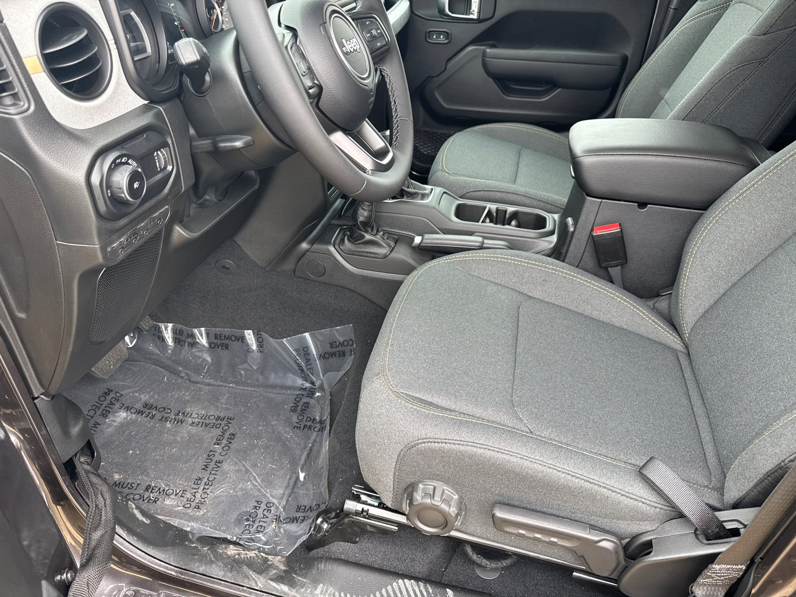 New 2025 Jeep Wrangler Sport S image 9