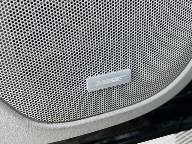 Used 2023 GMC Acadia SLT w/ Preferred Package image 34