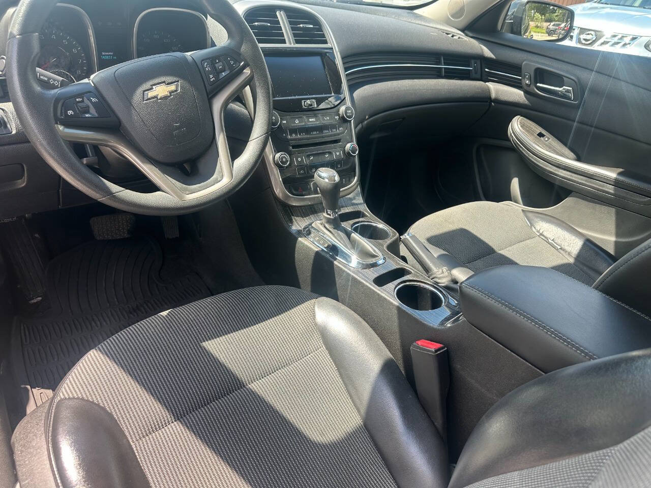 Used 2016 Chevrolet Malibu LT w/ Power Convenience Package FWD image 13