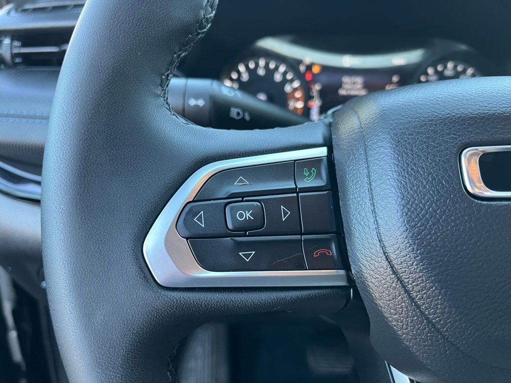 Used 2025 Jeep Compass Latitude w/ Altitude Special Edition image 29