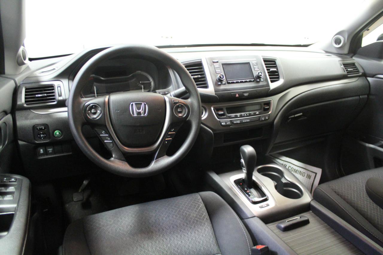 Used 2017 Honda Ridgeline Sport image 7