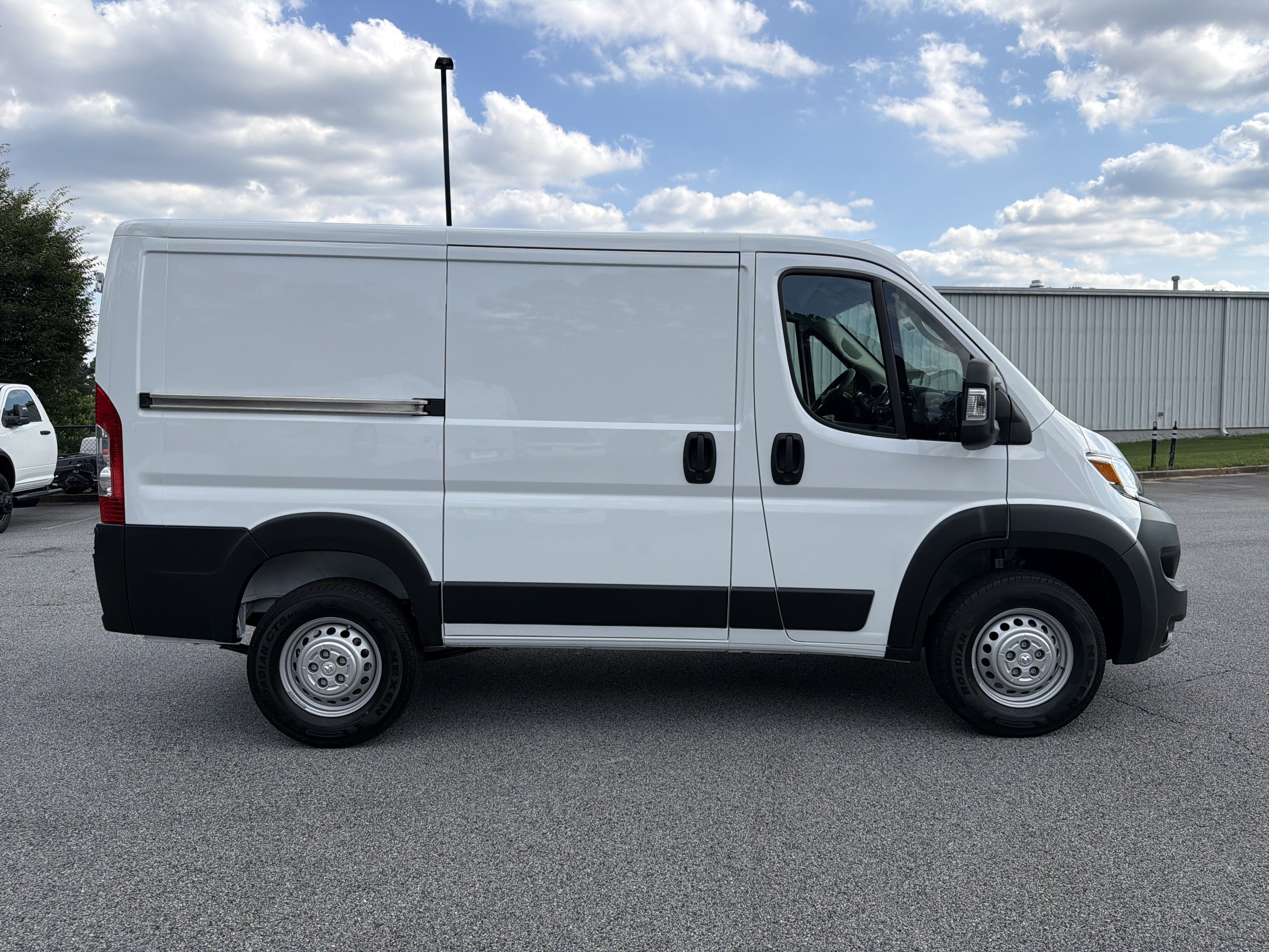 New 2026 RAM ProMaster 1500 w/ Convenience Group FWD image 9