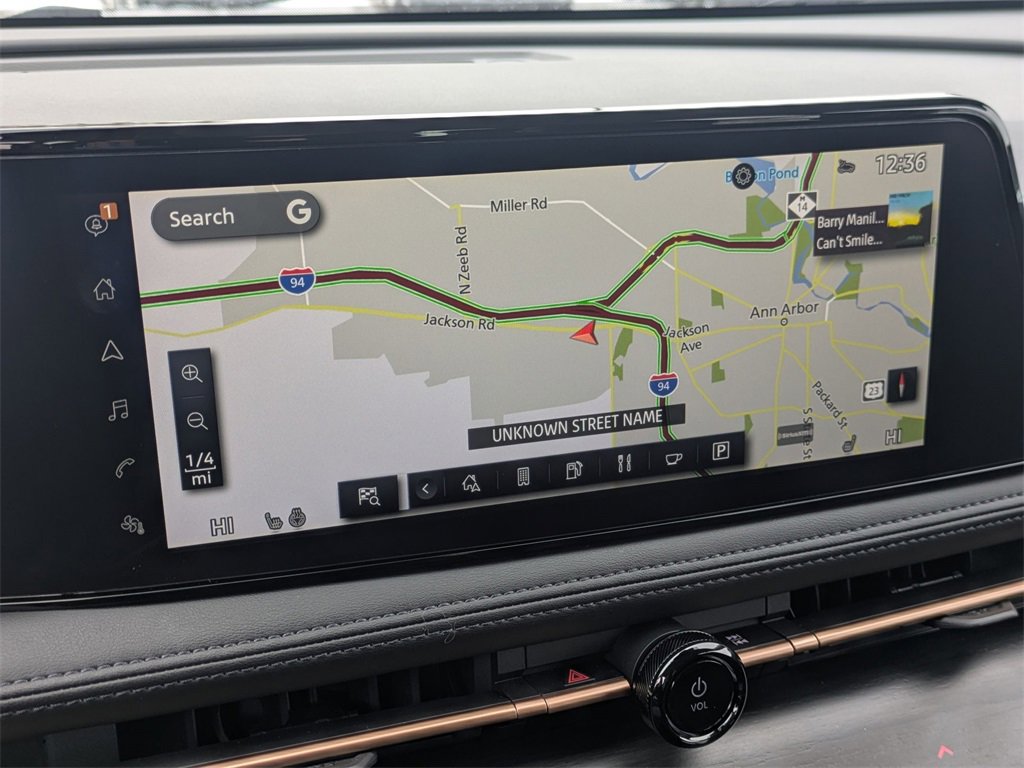 Used 2023 Nissan Ariya FWD image 25