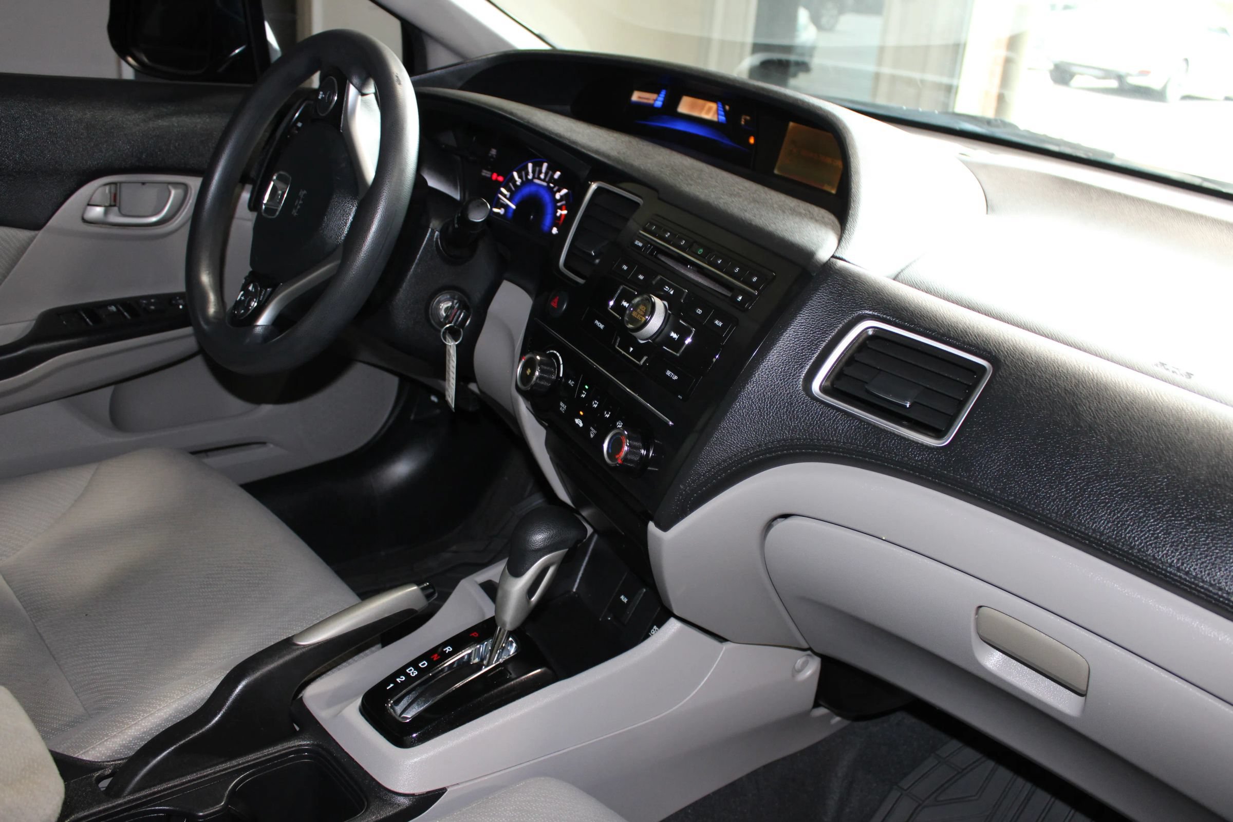 Used 2013 Honda Civic LX image 30