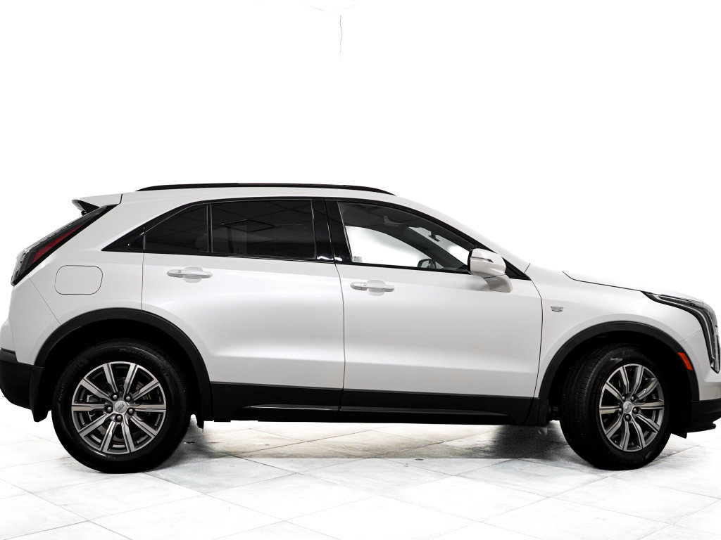 Used 2023 Cadillac XT4 Sport w/ Sun And Sound Package AWD/4WD image 7