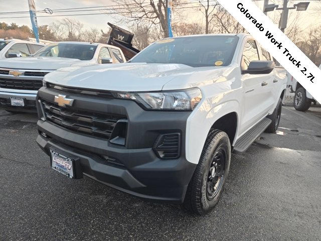 Used 2024 Chevrolet Colorado W/T image 7