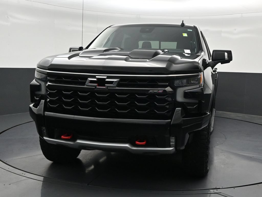 Used 2023 Chevrolet Silverado 1500 ZR2 w/ Technology Package AWD/4WD image 9