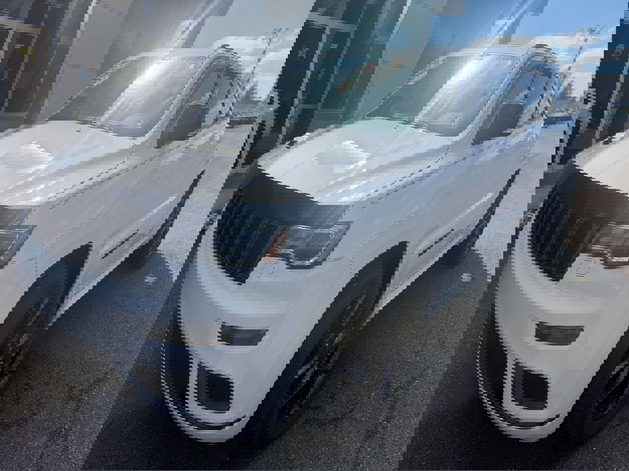 Certified 2019 Jeep Grand Cherokee Limited X image 4