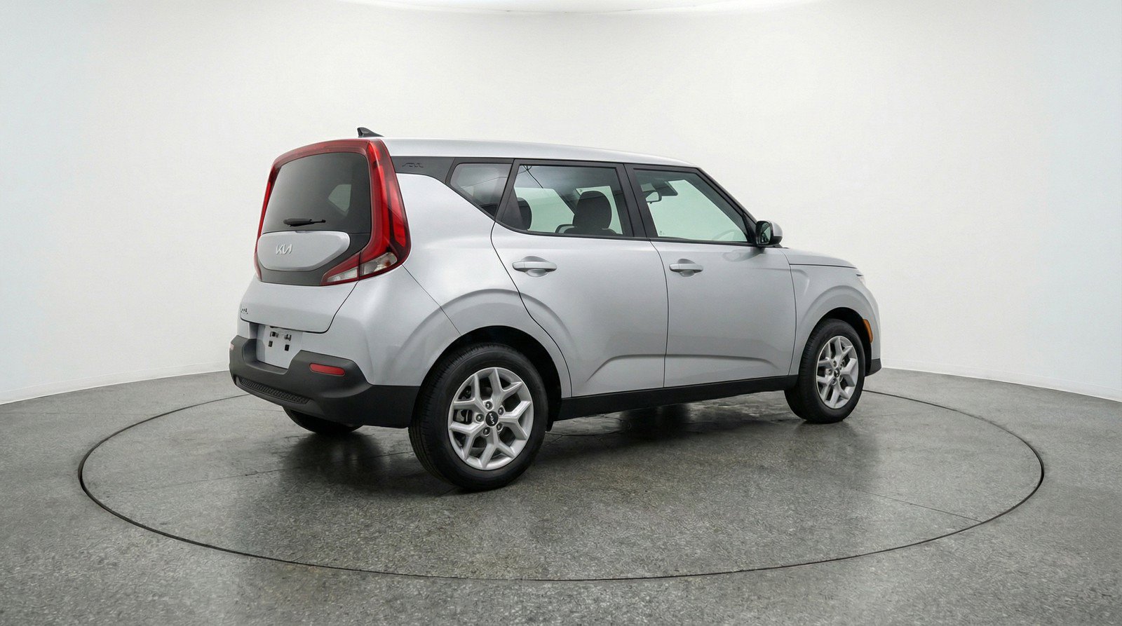 Used 2025 Kia Soul LX w/ LX Technology Package FWD image 9