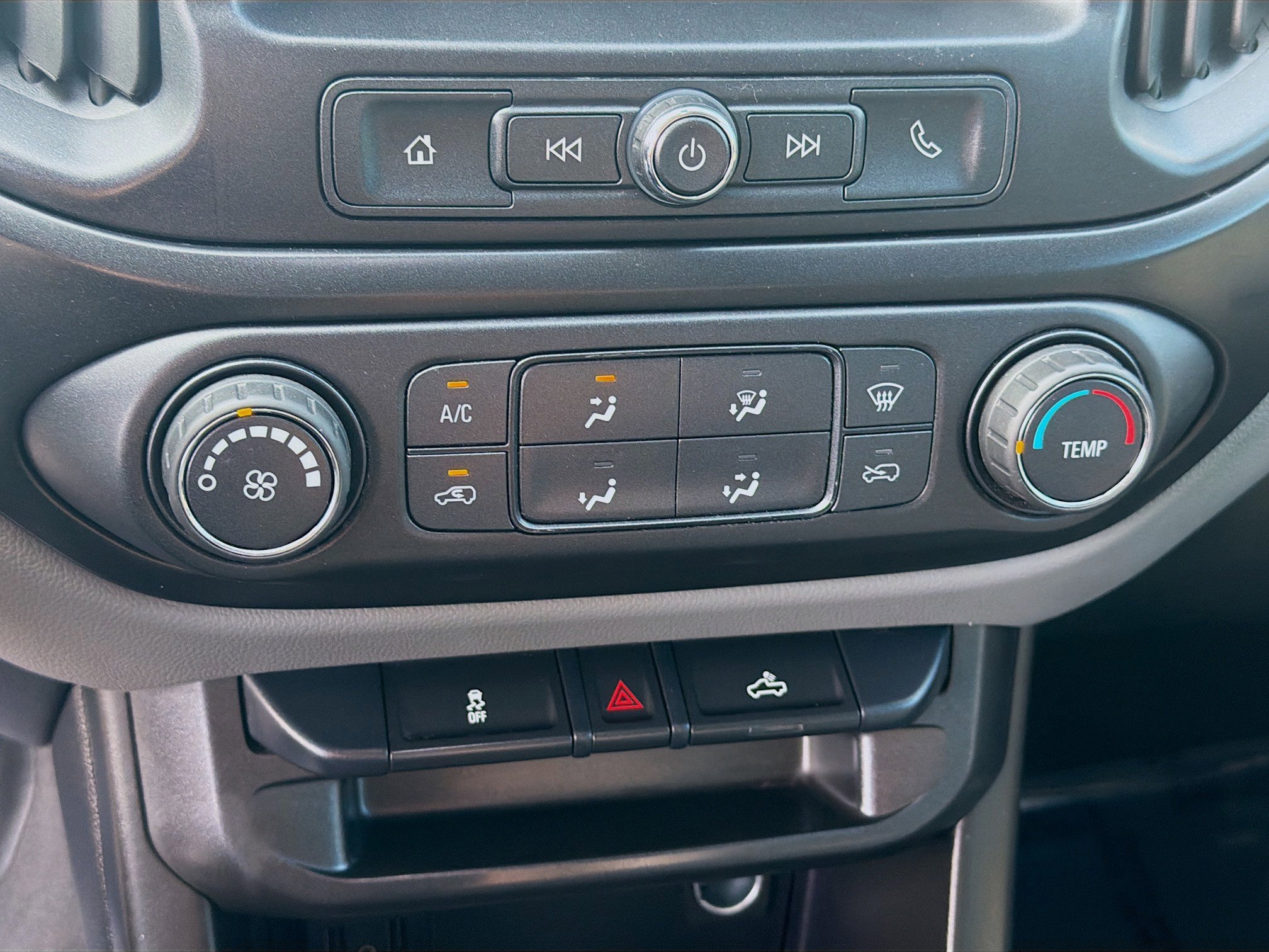 Used 2021 Chevrolet Colorado W/T RWD image 13