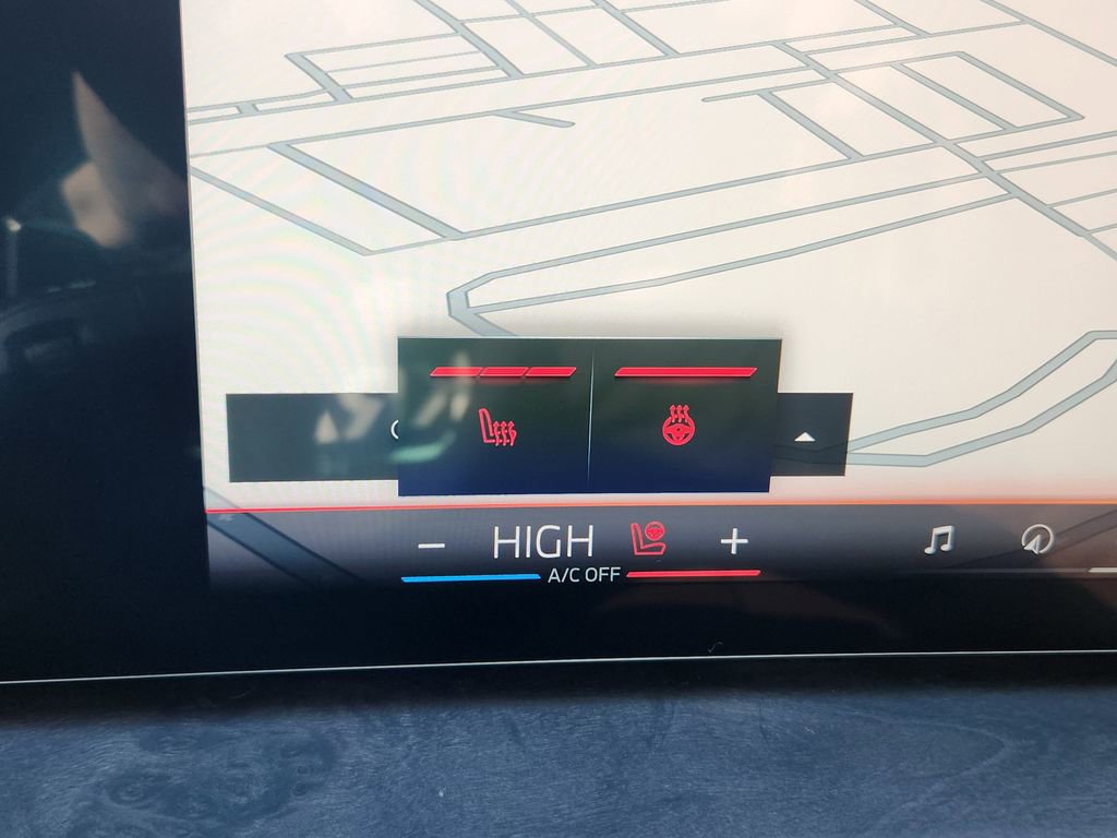 New 2026 BMW X5 xDrive50e w/ Executive Package image 15