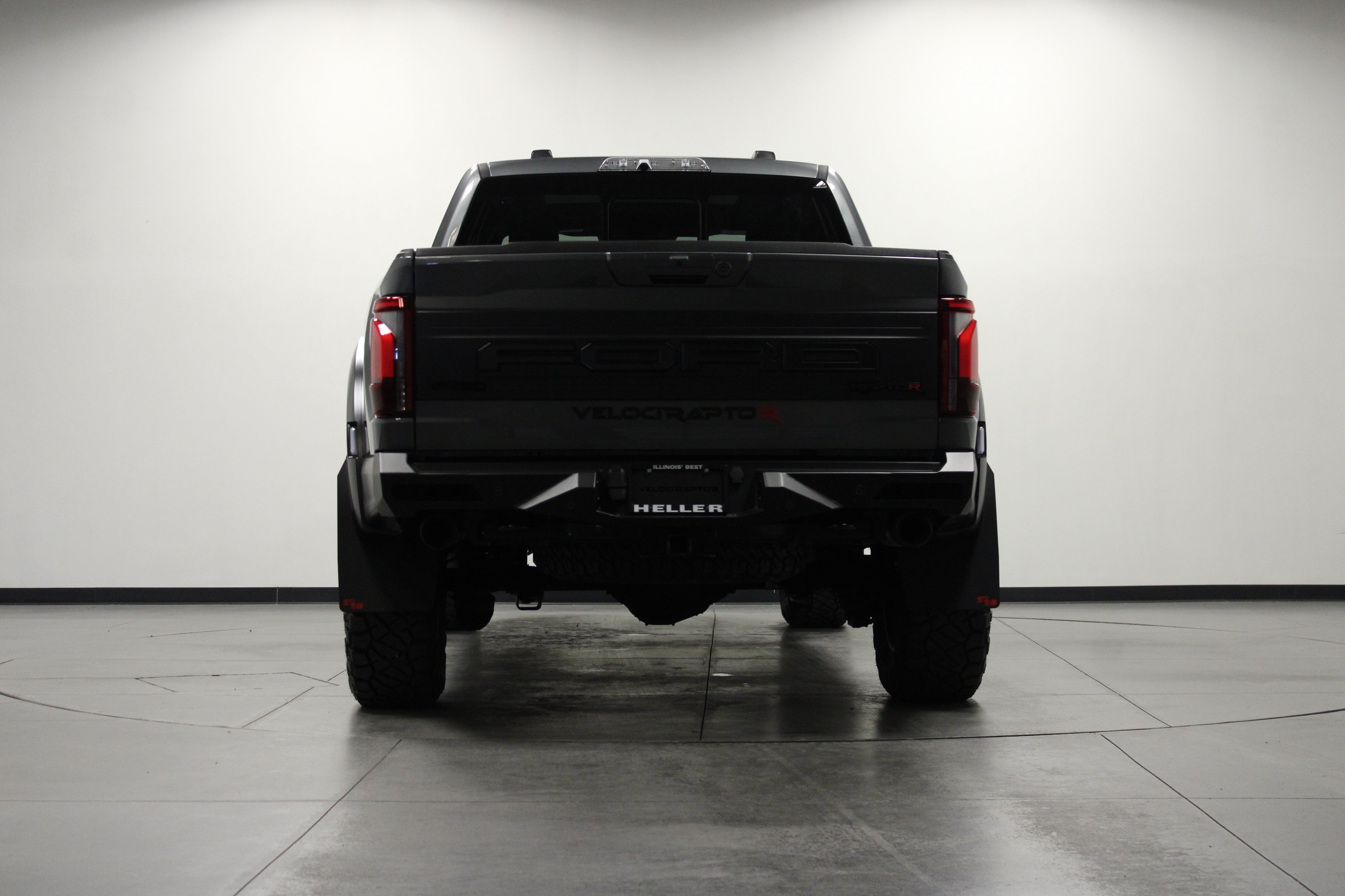 Used 2025 Ford F150 Raptor w/ Equipment Group 803A Raptor R AWD/4WD image 5