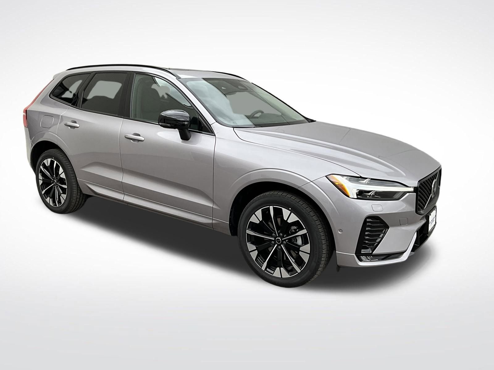 New 2026 Volvo XC60 B5 Plus w/ Protection Package Premier image 7