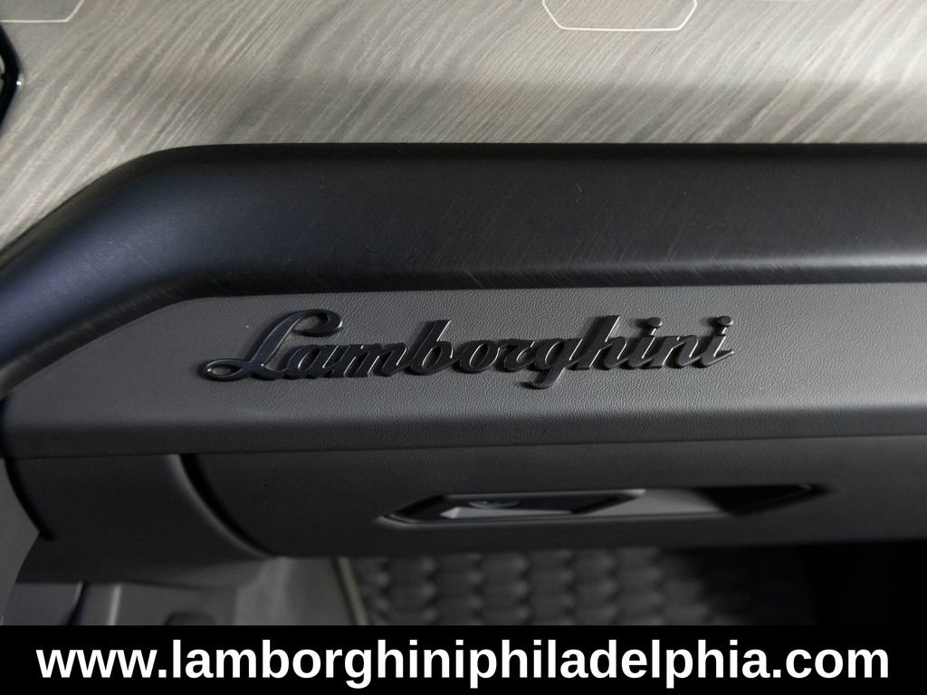 Used 2023 Lamborghini Urus S AWD/4WD image 36