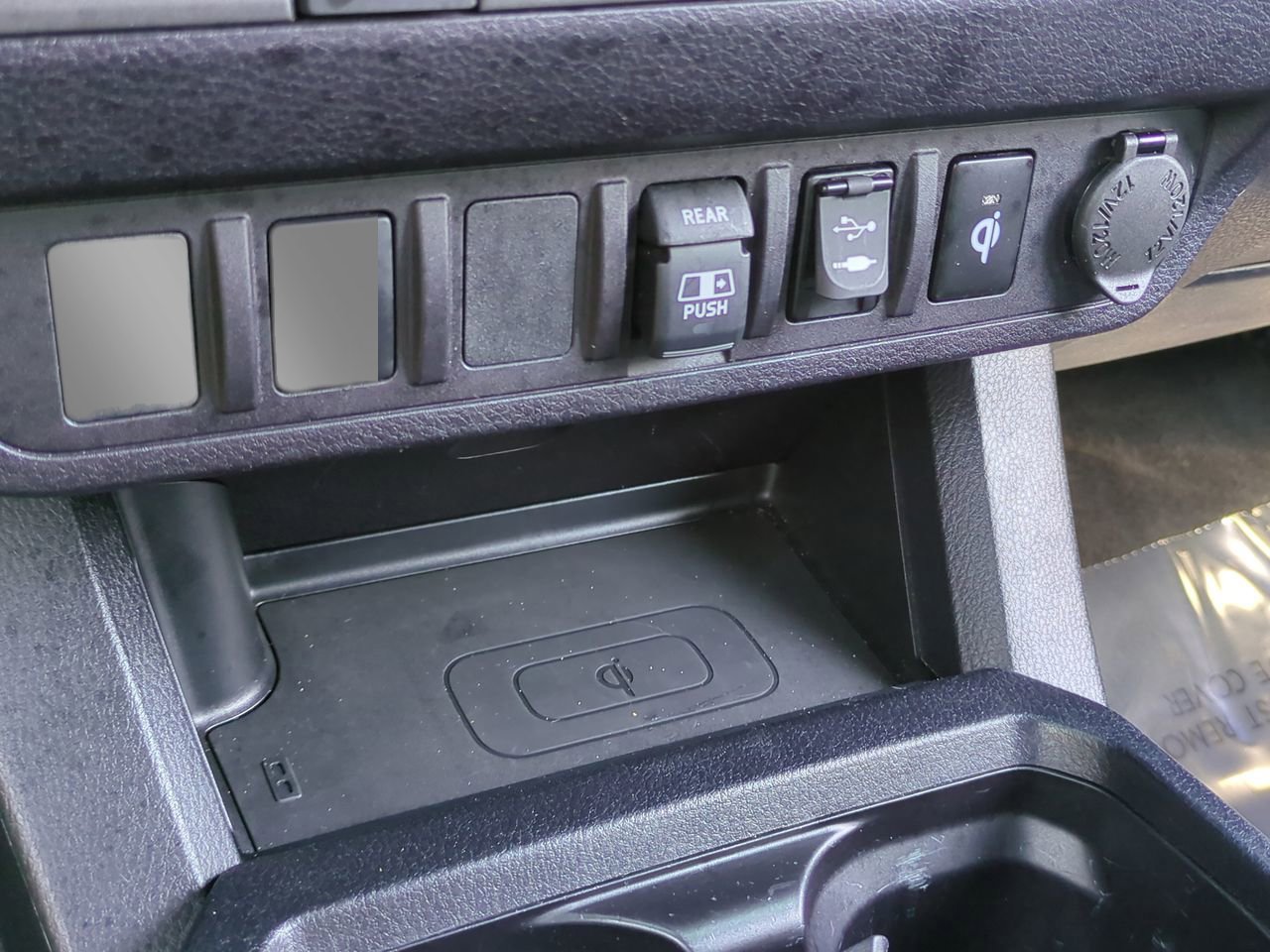 Used 2018 Toyota Tacoma TRD Sport image 22