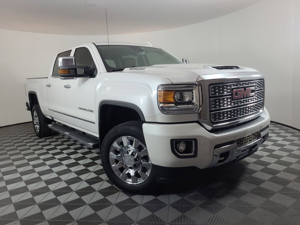 Used 2019 GMC Sierra 2500 Denali w/ Duramax Plus Package