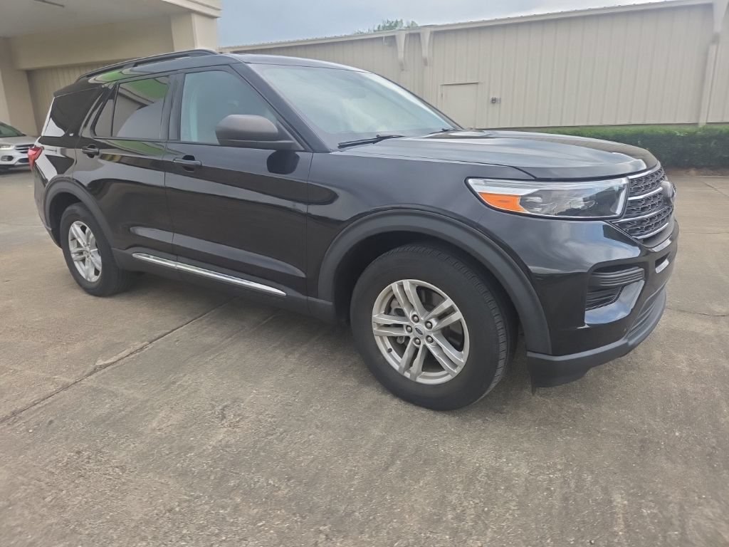 Used 2023 Ford Explorer XLT RWD image 11
