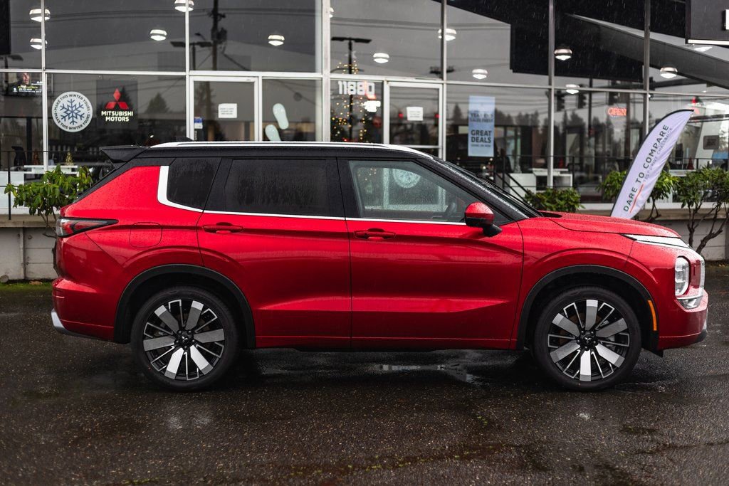 New 2026 Mitsubishi Outlander SEL image 7