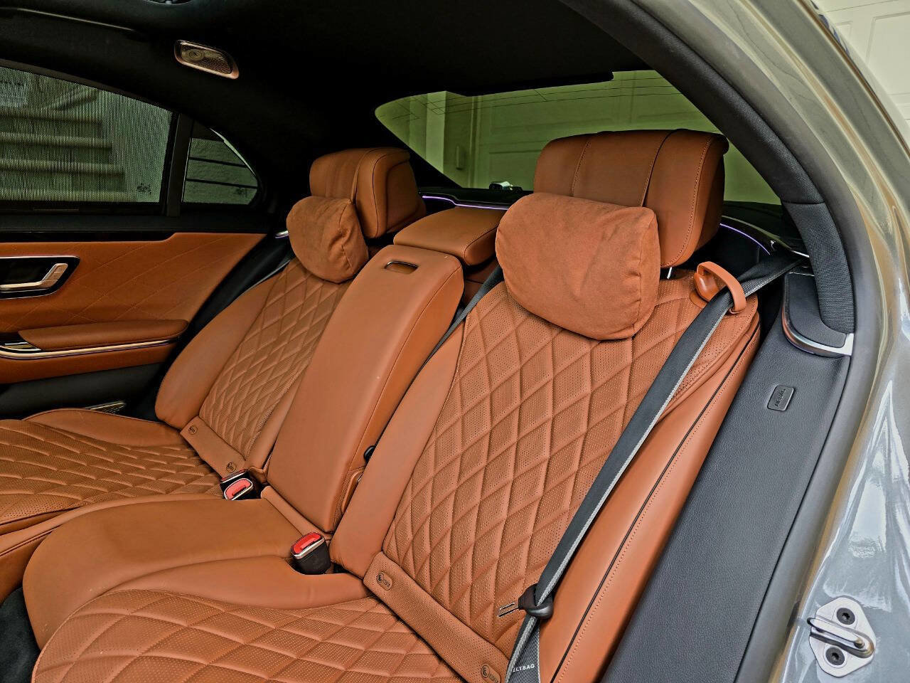 Used 2022 Mercedes-Benz S 580 4MATIC Sedan w/ Rear Seat Package image 96