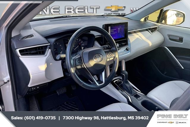 Used 2023 Toyota Corolla Cross LE image 12