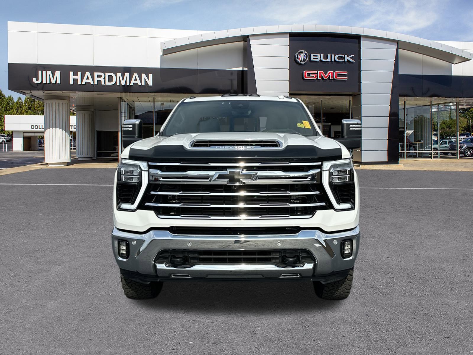 Used 2025 Chevrolet Silverado 2500 LTZ w/ LTZ Premium Package image 2